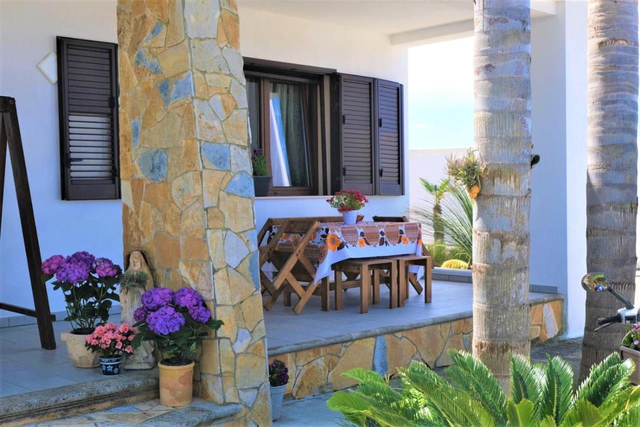 Hotel Da Casa Tiziana Porto Cesareo Exterior foto